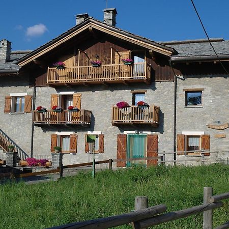 B&B Lo Van - Camere Al Verde Villaggio Di Rumiod Сен-П'єрр Номер фото
