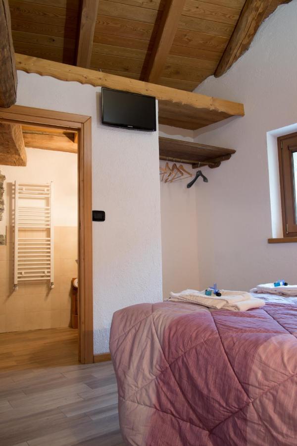 B&B Lo Van - Camere Al Verde Villaggio Di Rumiod Сен-П'єрр Екстер'єр фото